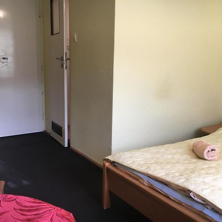 Gosciniec Graf Apartment คาร์ปัตซ์ ภายนอก รูปภาพ