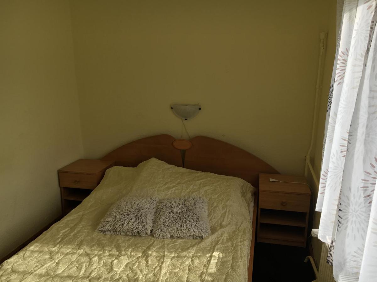 Gosciniec Graf Apartment คาร์ปัตซ์ ภายนอก รูปภาพ