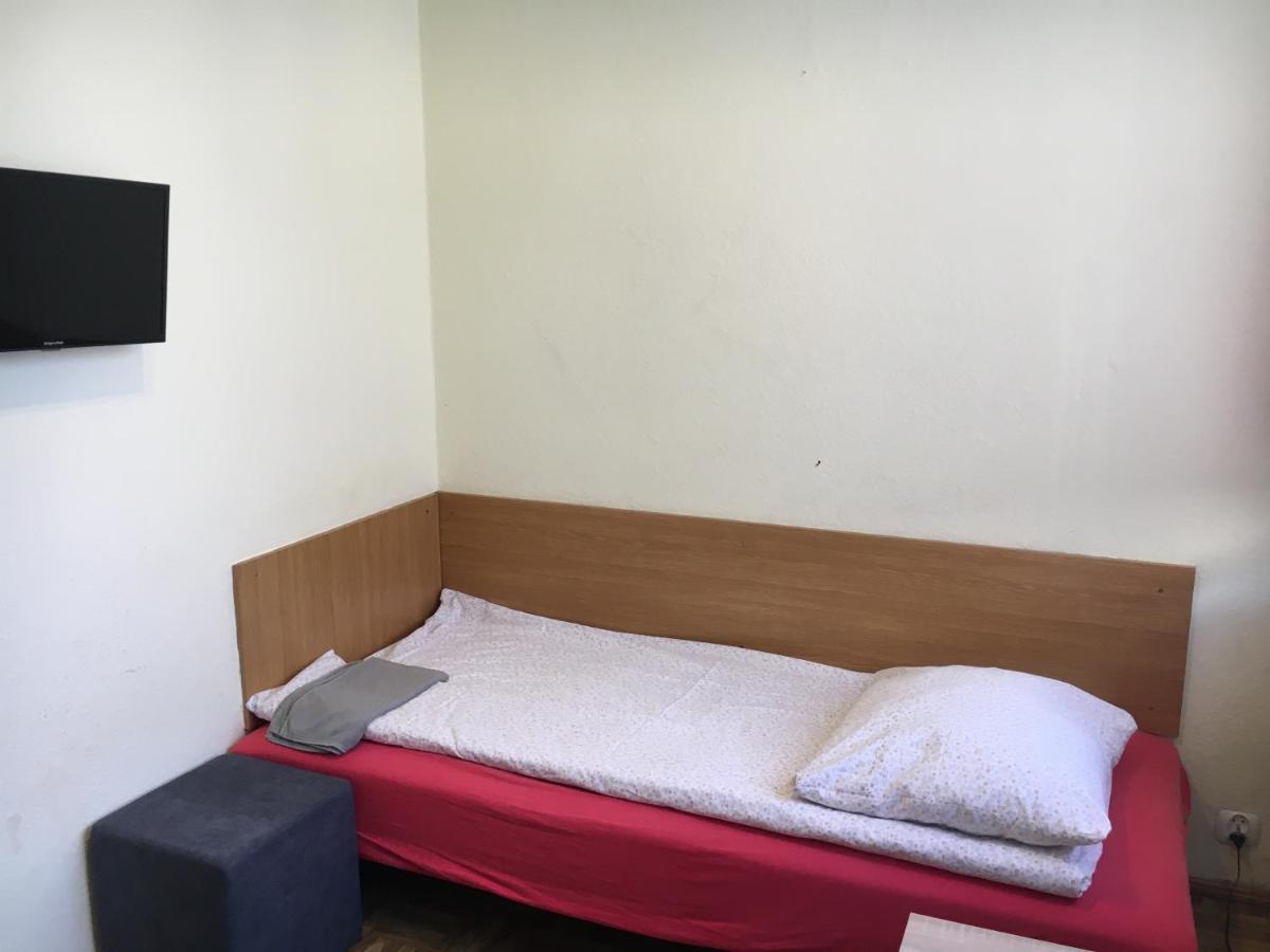 Gosciniec Graf Apartment คาร์ปัตซ์ ภายนอก รูปภาพ